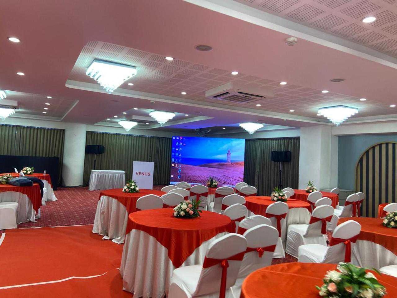 Hotel O The Kia Residency Hotel And Banquet Ahmedabad Bagian luar foto